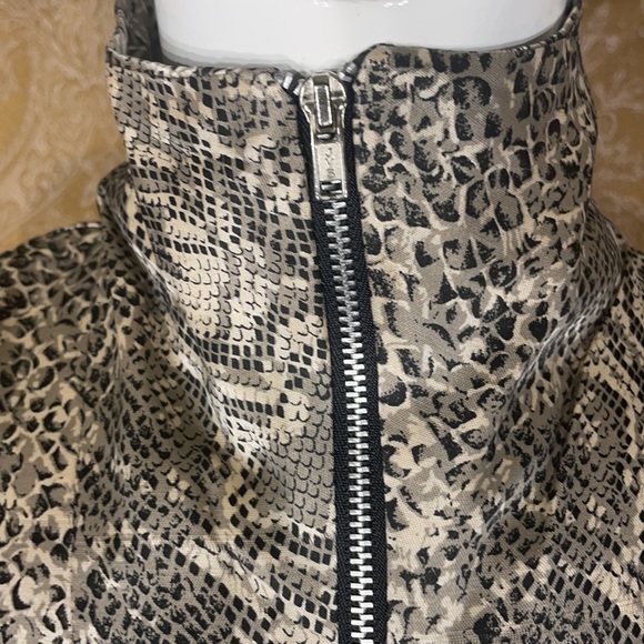 Snake print jacket - Picture 2 of 5